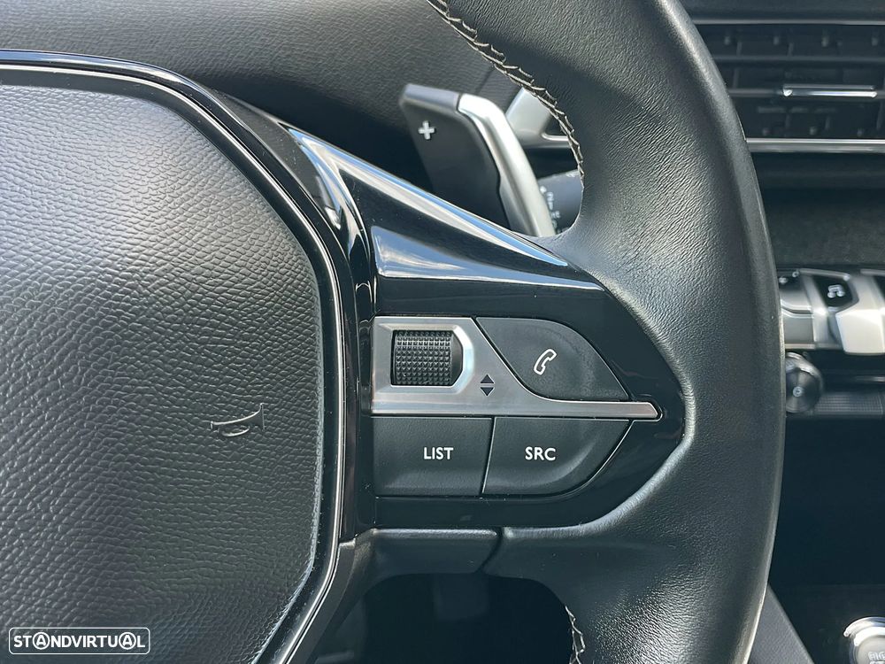 Peugeot 3008 1.6 Hybrid Allure Pack e-EAT8 - 38