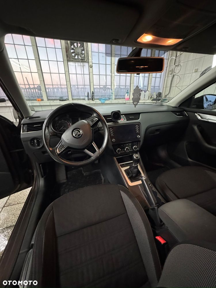 Skoda Octavia 1.4 TSI Ambition - 12