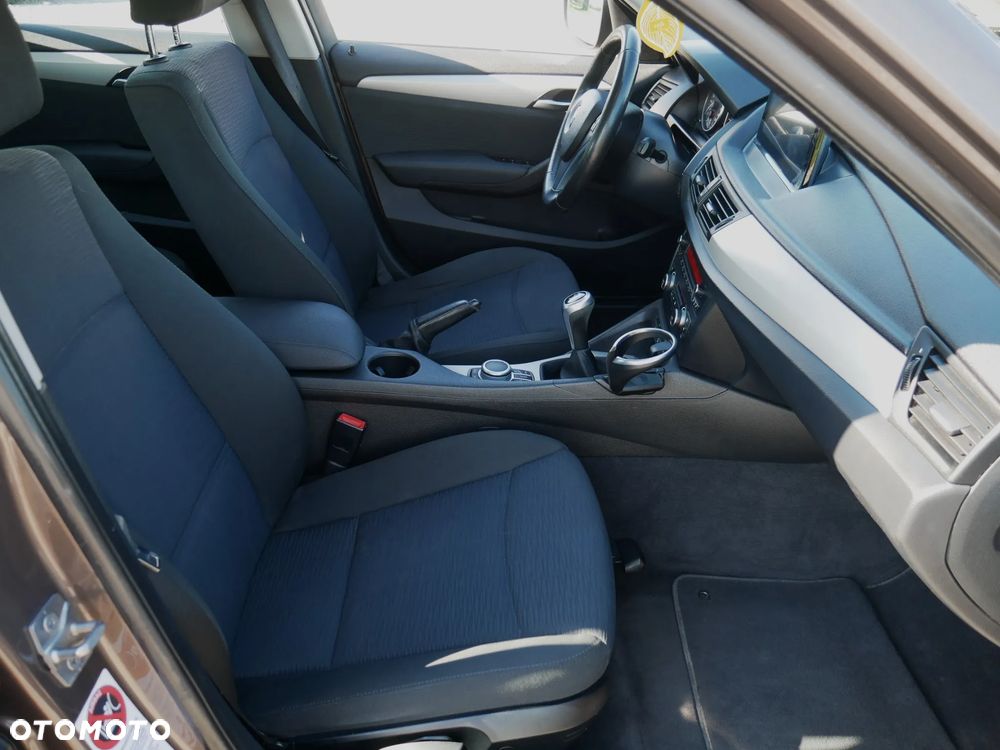 BMW X1 xDrive18d - 19