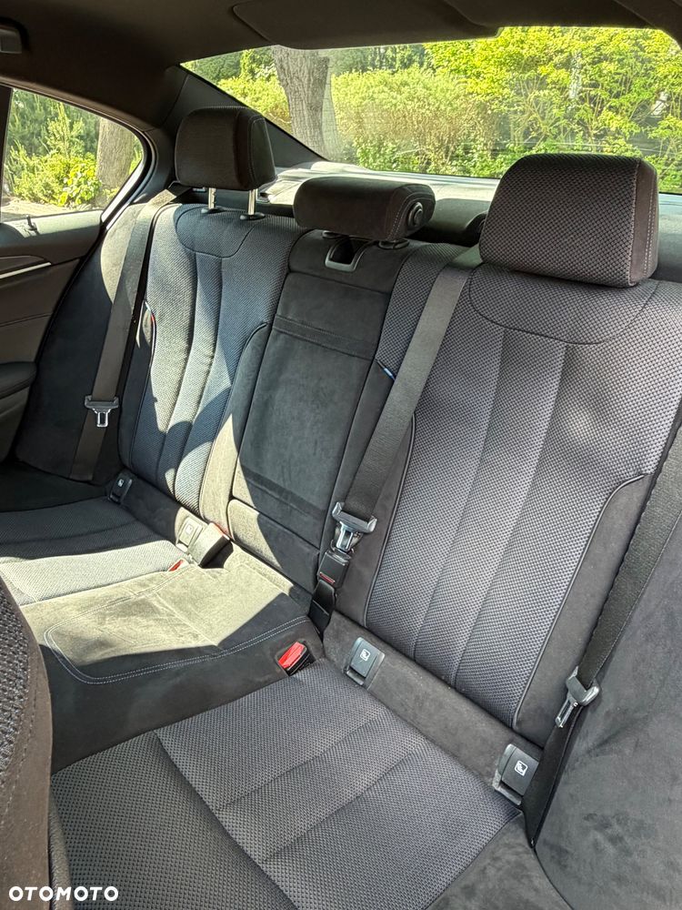 BMW Seria 5 520d xDrive mHEV M Sport sport - 23