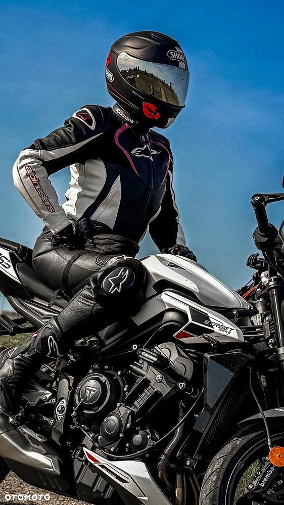 Triumph Street Triple - 4