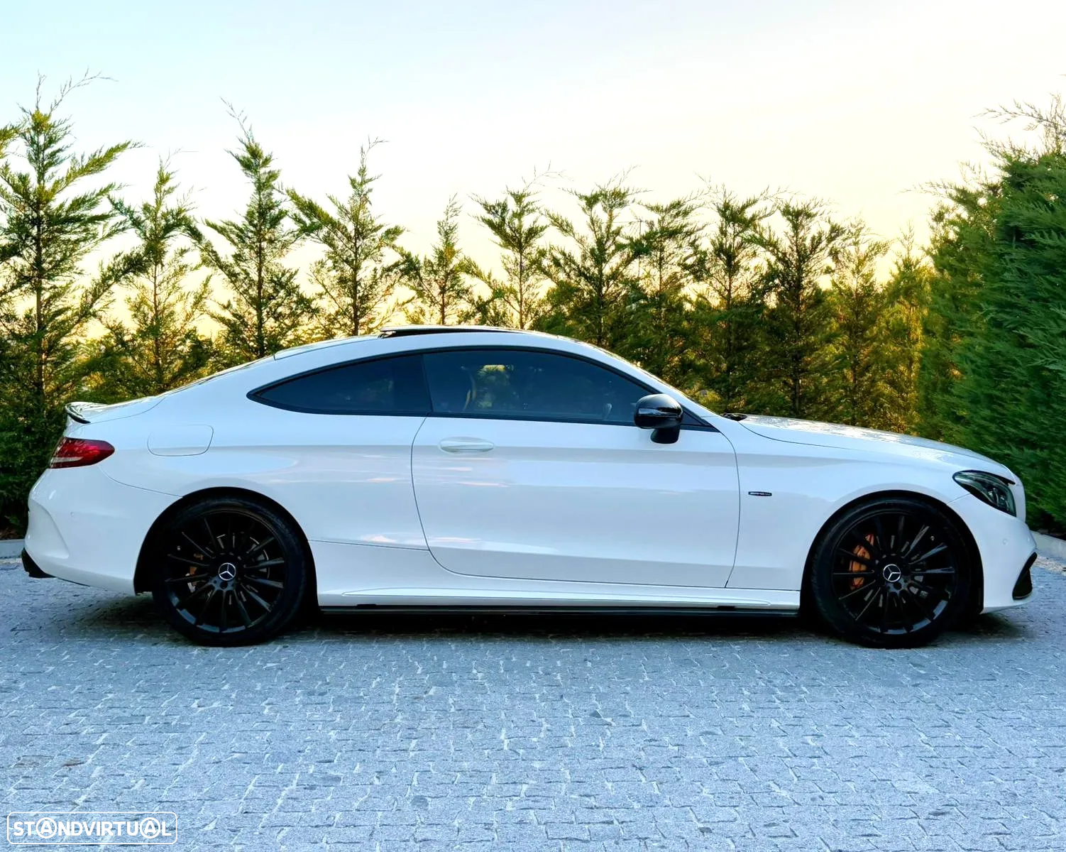 Mercedes-Benz C 220 d Coupe 9G-TRONIC AMG Line - 5