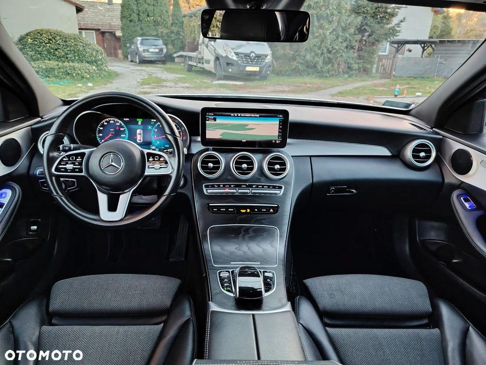 Mercedes-Benz Klasa C 200 4MATIC 9G-TRONIC - 28