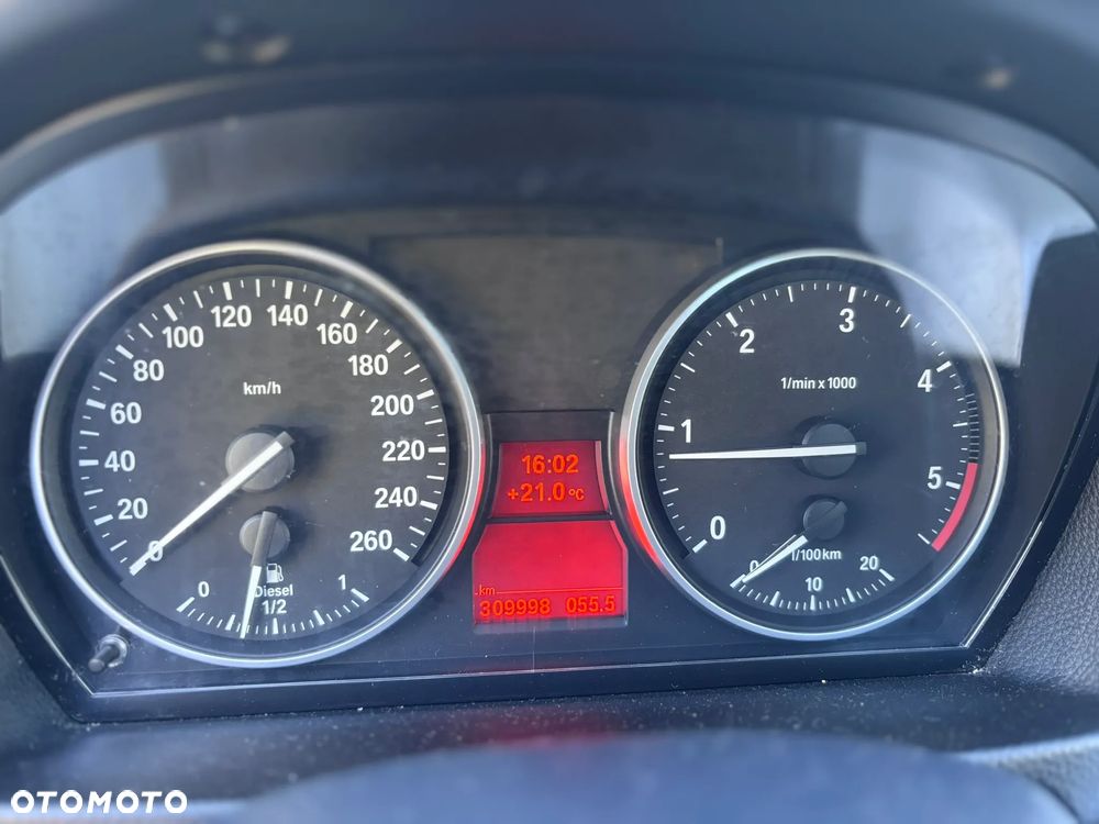 BMW Seria 3 320d - 11
