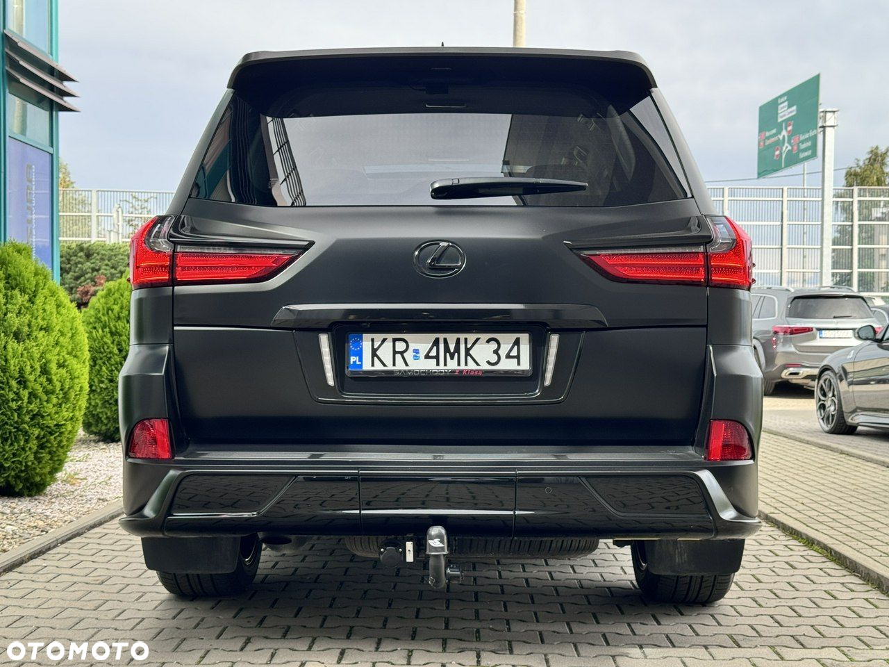 Lexus LX 570 Omotenashi - 5