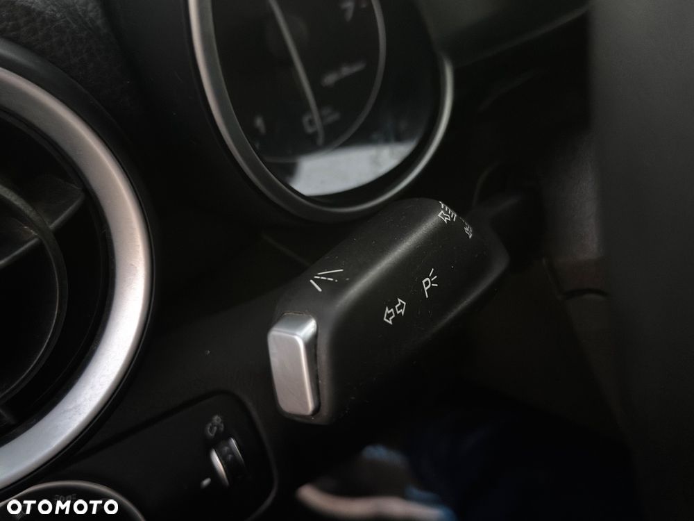 Alfa Romeo Giulia 2.0 Turbo 16V AT8-Q4 Ti - 13