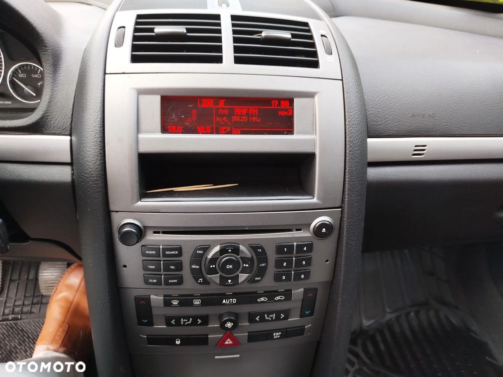 Peugeot 407 1.6 HDI Premium - 15