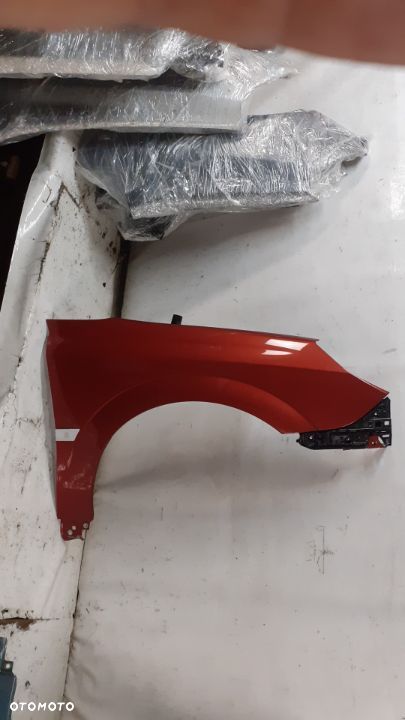 * OPEL VECTRA C LIFT BŁOTNIK PRZEDNI PRAWY Z50C