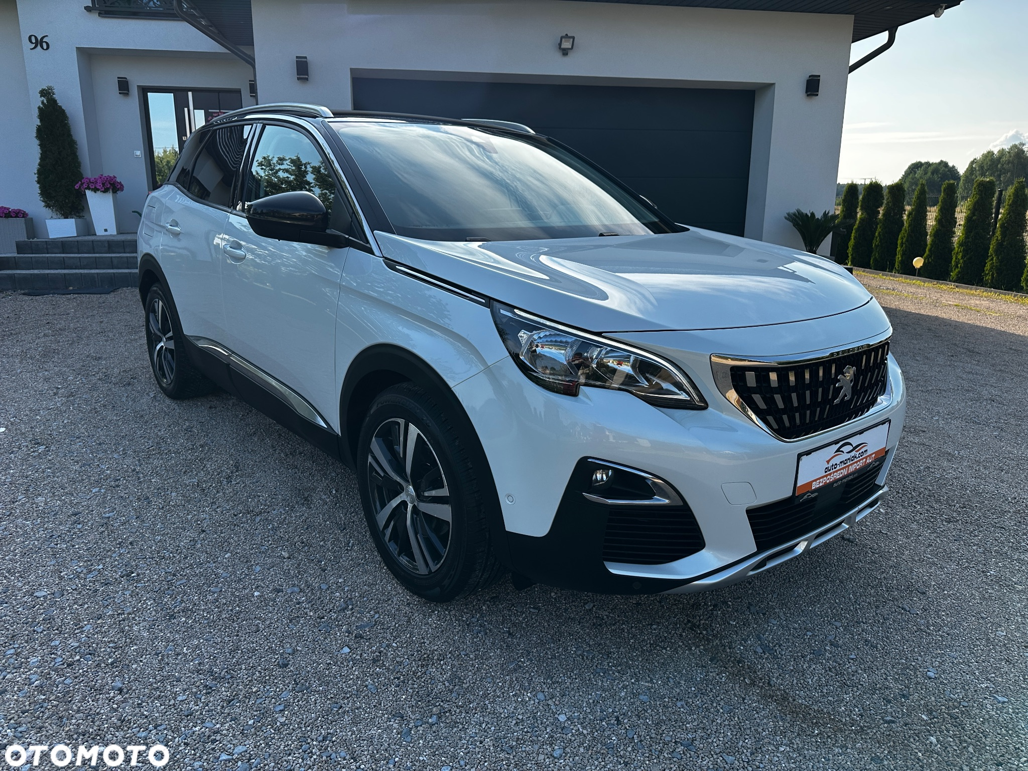 Peugeot 3008 HDi 115 Allure - 4