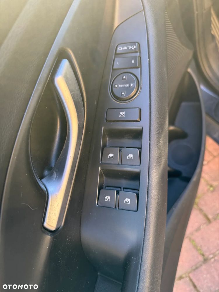 Hyundai i30 1.6 D Comfort - 16