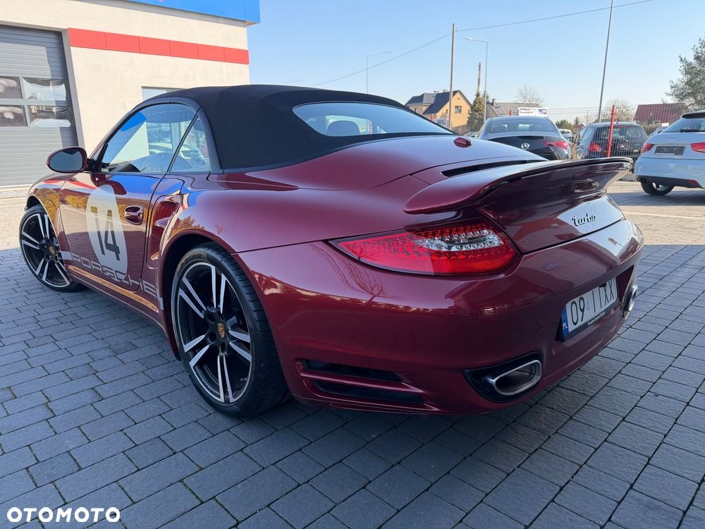 Porsche 911 - 17