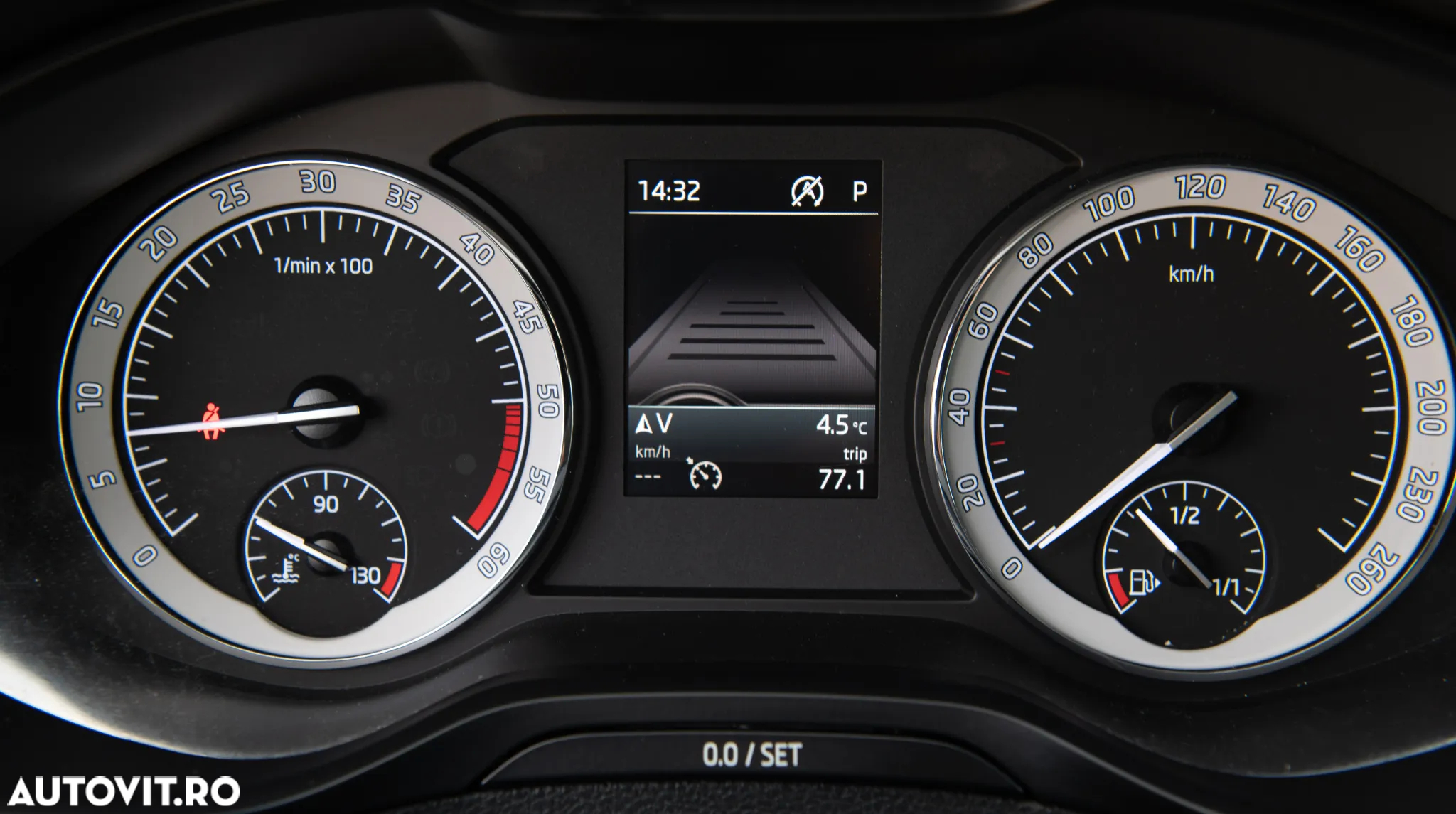 Skoda Karoq 2.0 TDI 4X4 DSG Ambition - 27