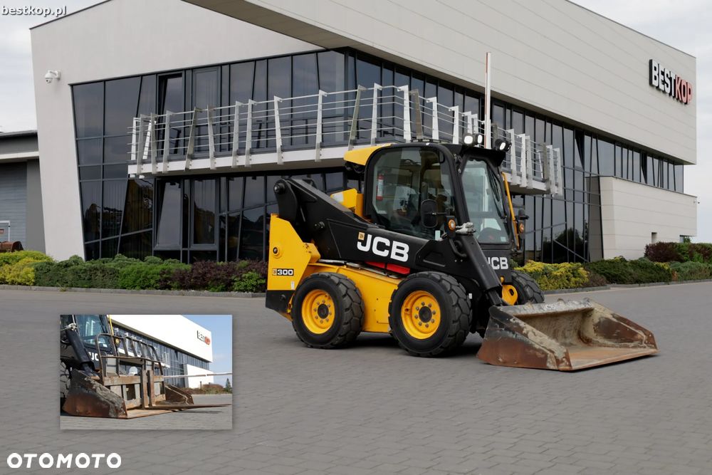 JCB 300 T4 Miniładowarka Skid steer - 1