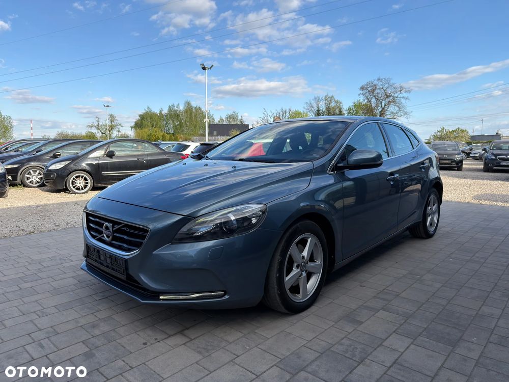 Volvo V40 D2 R-Design Momentum - 18