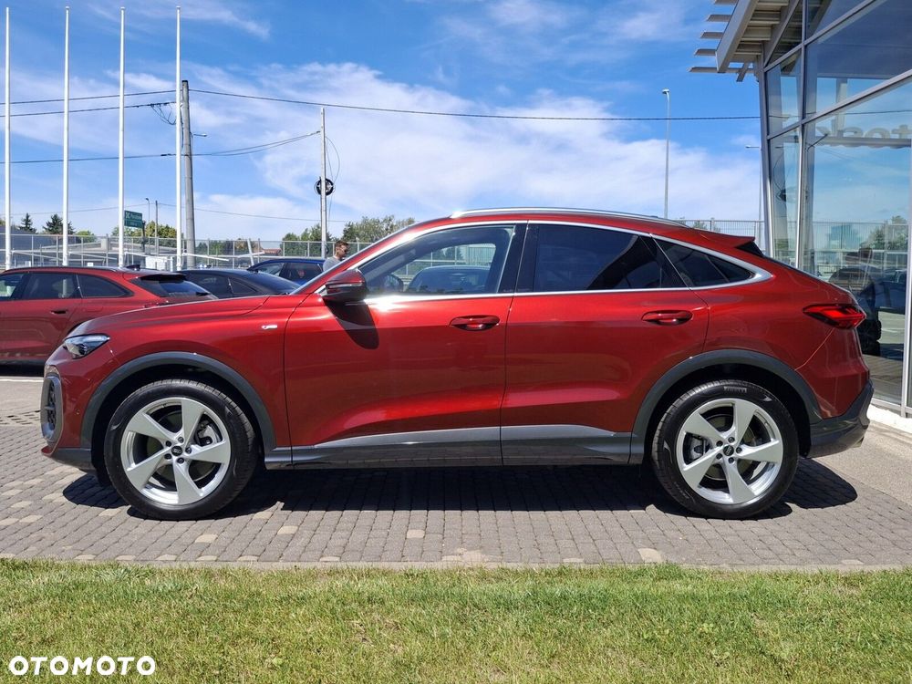Audi Q5 Sportback - 4