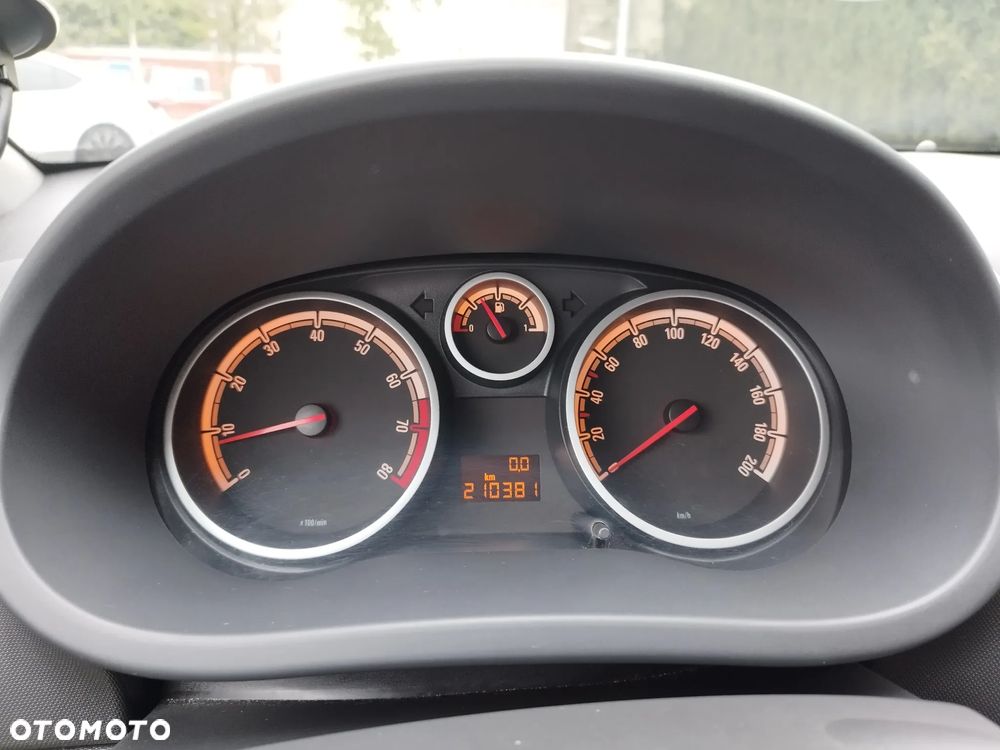 Opel Corsa 1.4 16V - 16