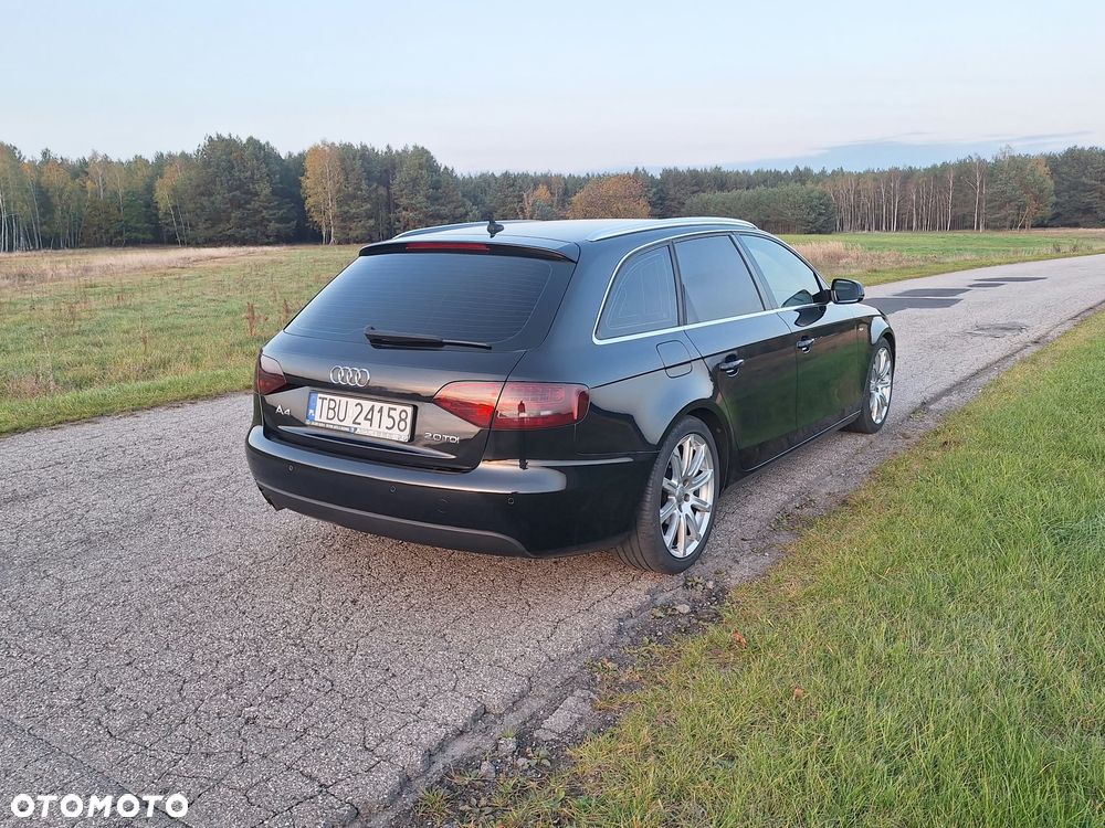Audi A4 Avant 2010 photo 5