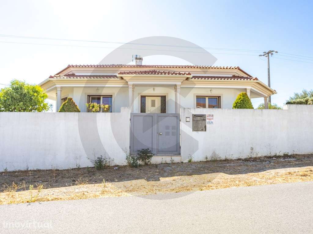 Moradia T3 - Grande imagem: 2/16