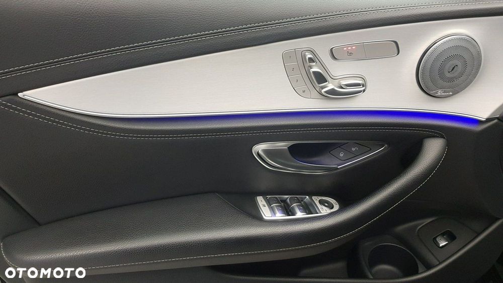 Mercedes-Benz Klasa E - 19