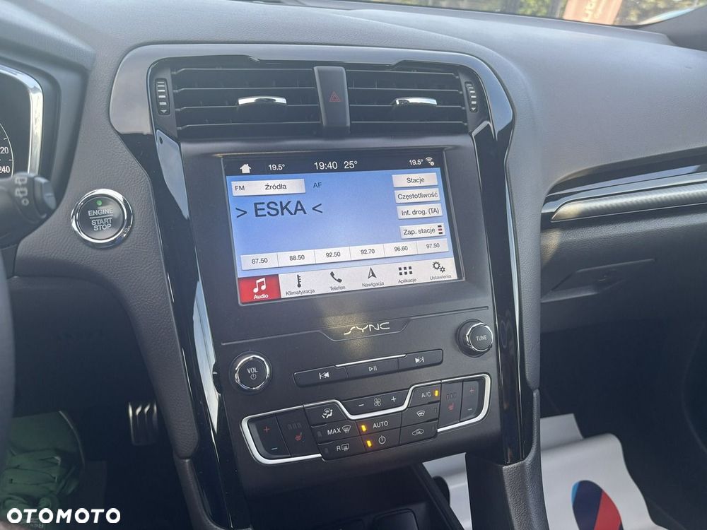 Ford Mondeo - 26