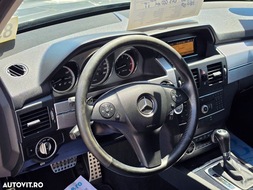 Mercedes-Benz GLK - 11