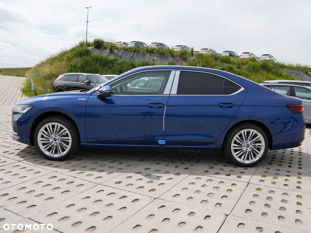 Skoda Superb 2.0 TDI SCR 4x4 L&K DSG - 12
