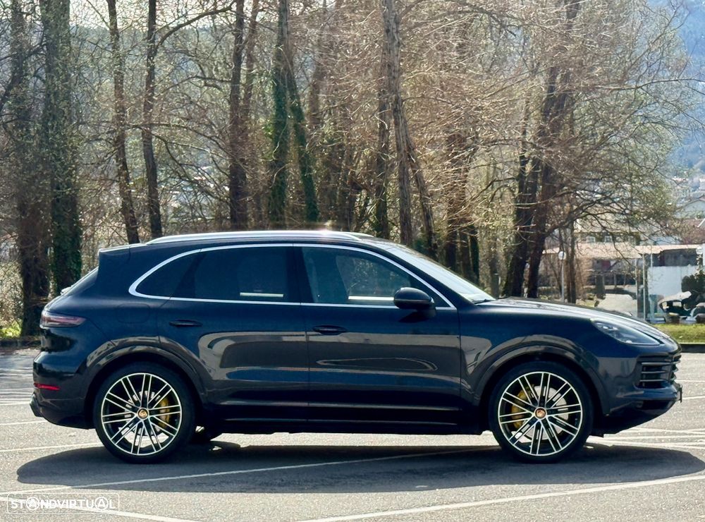 Porsche Cayenne S Tiptronic S Platinum Edition - 5