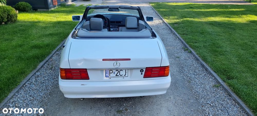 Mercedes-Benz SL - 16
