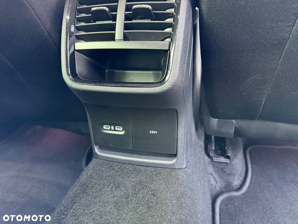 Skoda Octavia 1.5 TSI Clever - 32