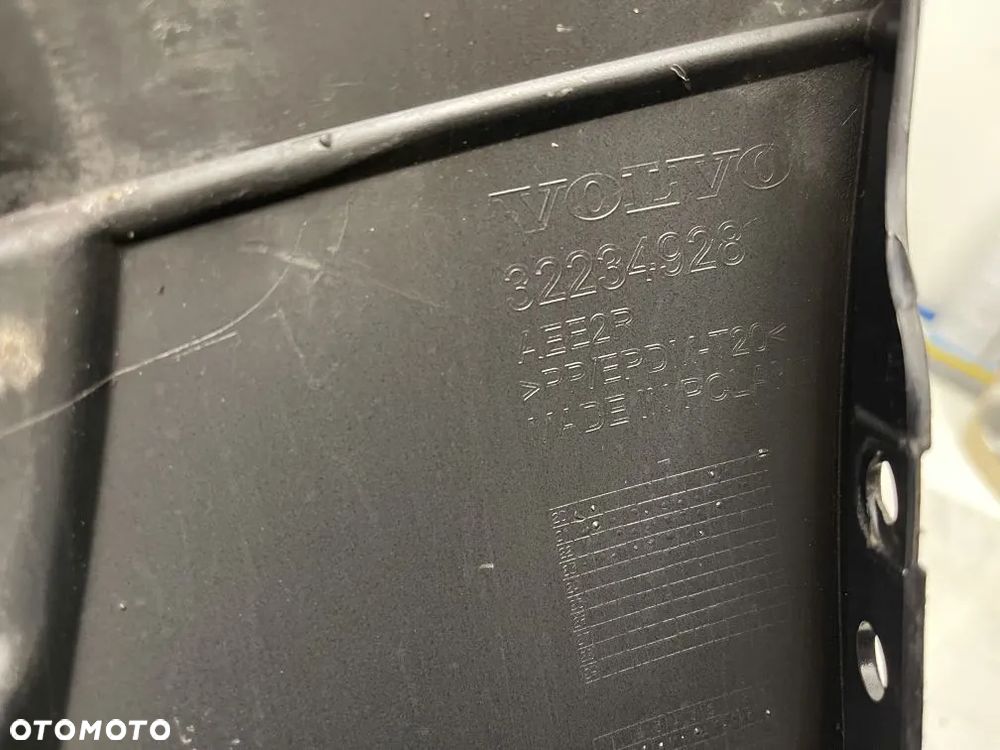 ZDERZAK PRZEDNI VOLVO XC60 II LIFT 32234928 - 11