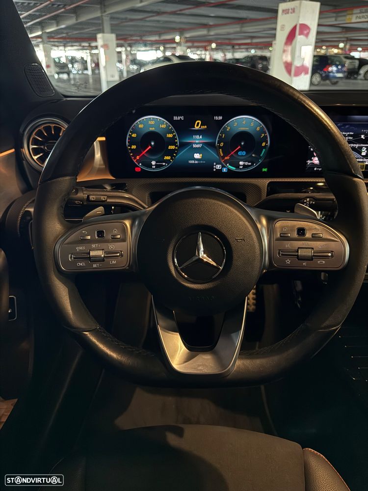 Mercedes-Benz A 250 e 8G-DCT AMG Line Advanced Plus - 24