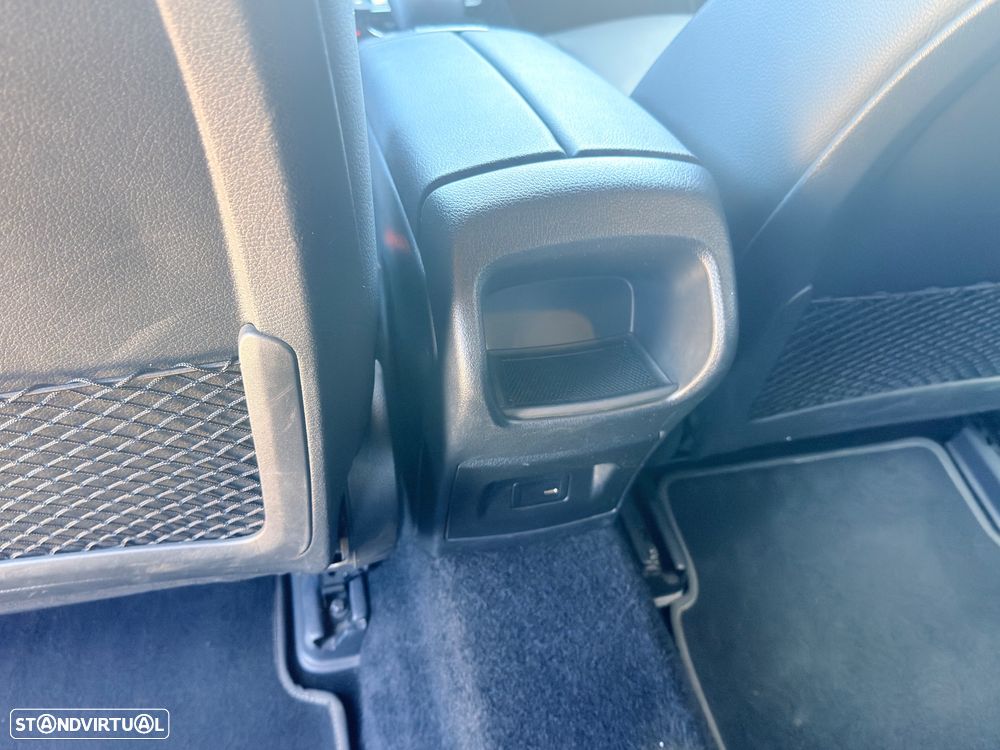 Mercedes-Benz CLA 250 e 8G-DCT Edition Progressive Line - 12