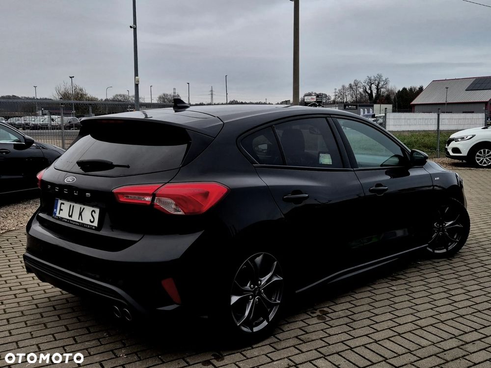 Ford Focus 1.5 EcoBoost ST-Line - 25