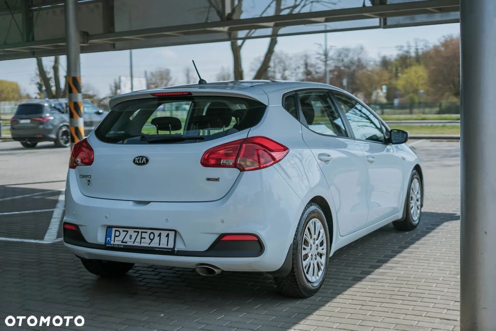 Kia Ceed 1.6 CRDi M - 6