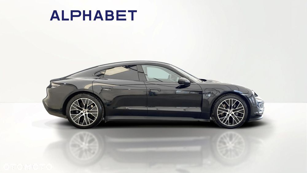 Porsche Taycan - 6