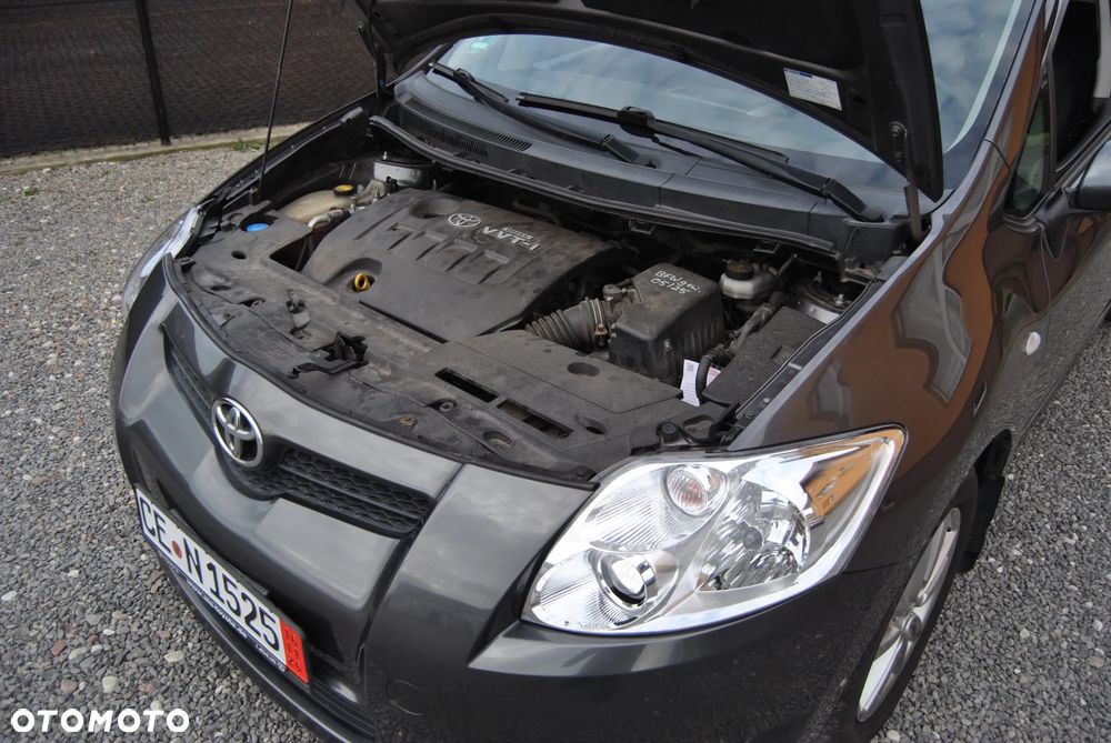 Toyota Auris 1.6 VVT-i Prestige - 32