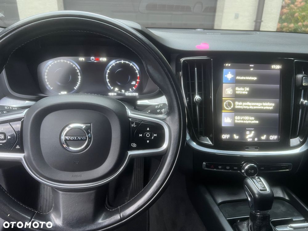 Volvo V60 T5 AWD Momentum - 10