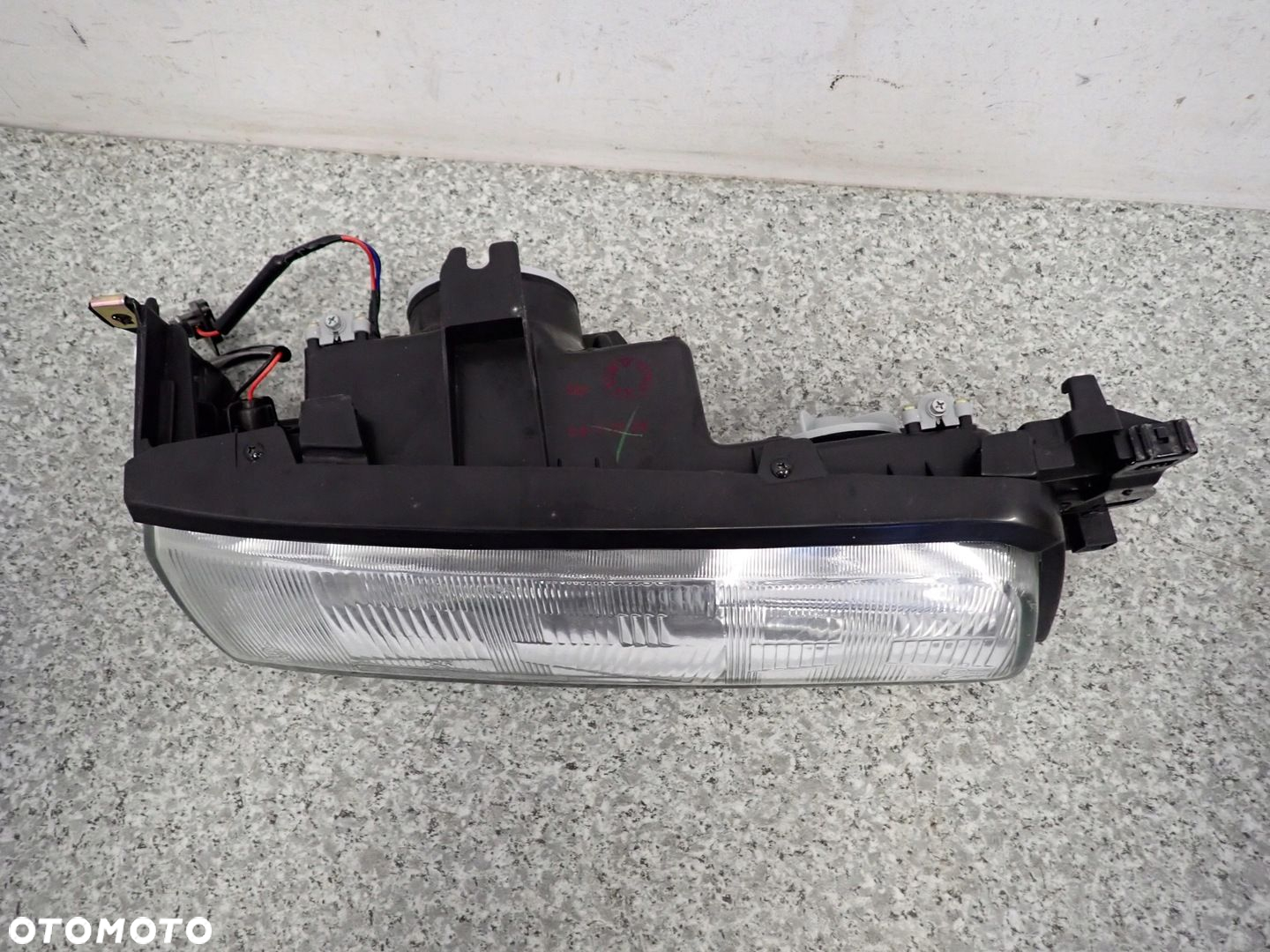 MAZDA 626 GD GV 87-92 REFLEKTOR PRZEDNI PRAWY LAMPA - 2