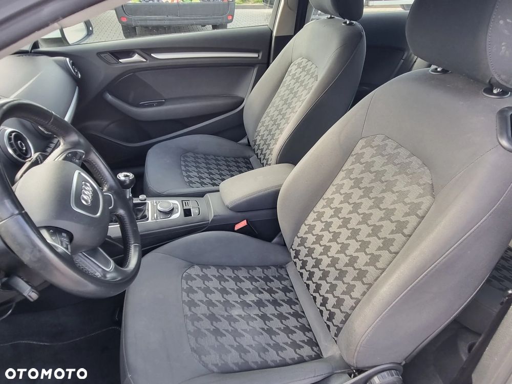 Audi A3 3-drzwiowe 1.6 TDI - 15