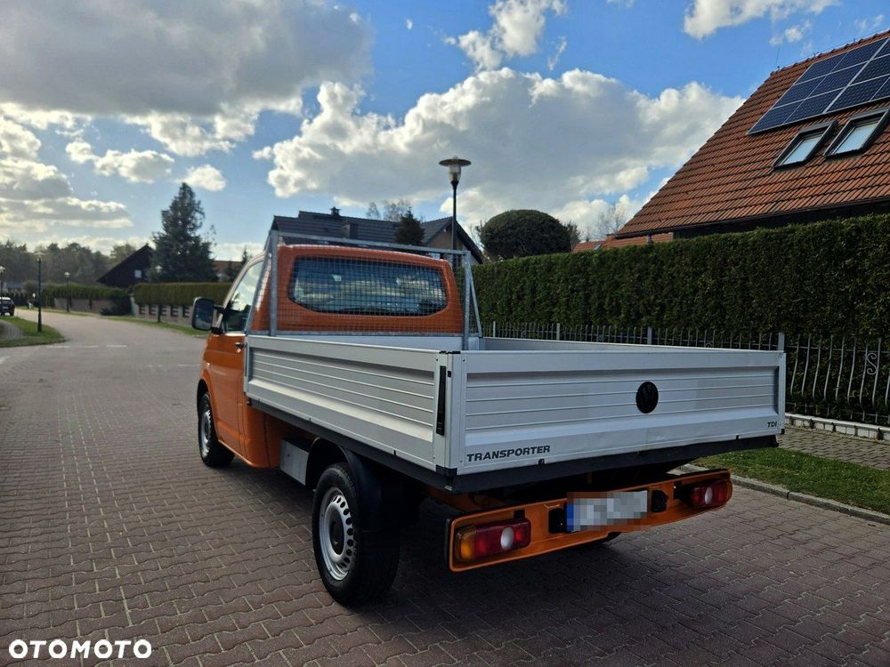 Volkswagen Transporter - 4