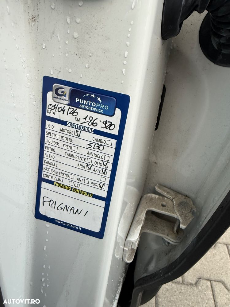 Peugeot 3008 1.5 BlueHDI 130 S&S EAT8 Allure - 30