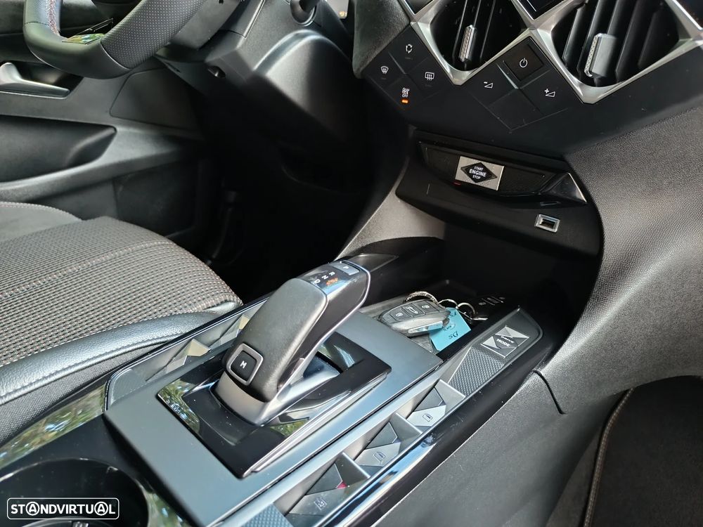 DS DS3 Crossback PureTech 130 Aut. PERFORMANCE LINE - 25