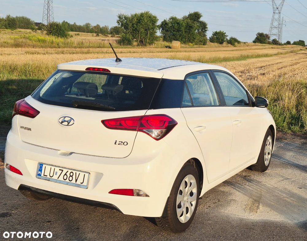 Hyundai i20 - 10