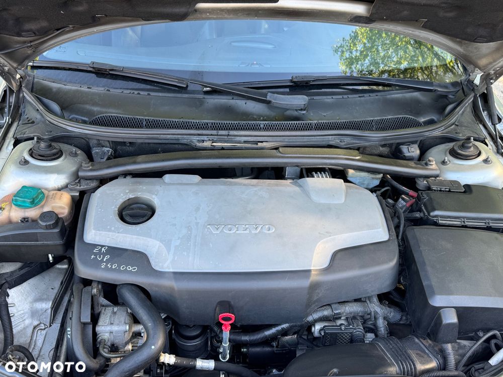 Volvo S60 2.4D5 Rubin - 11