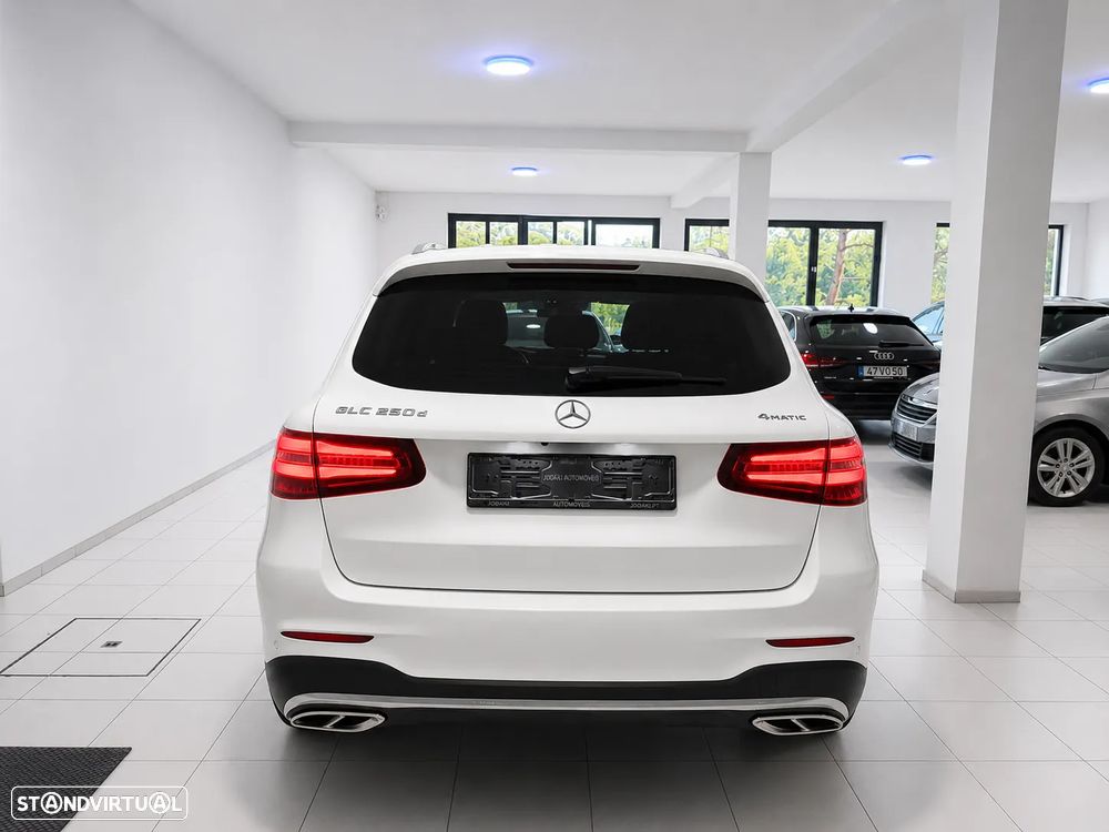 Mercedes-Benz GLC 250 d AMG Line 4-Matic - 3