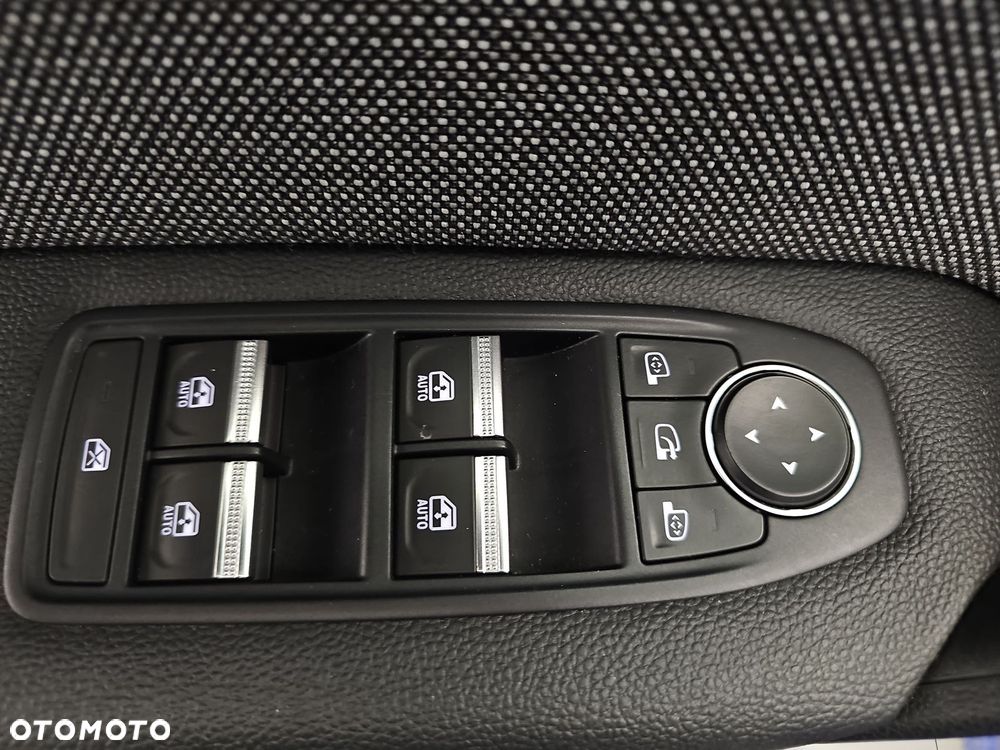 Renault Captur 1.0 TCe Techno - 11