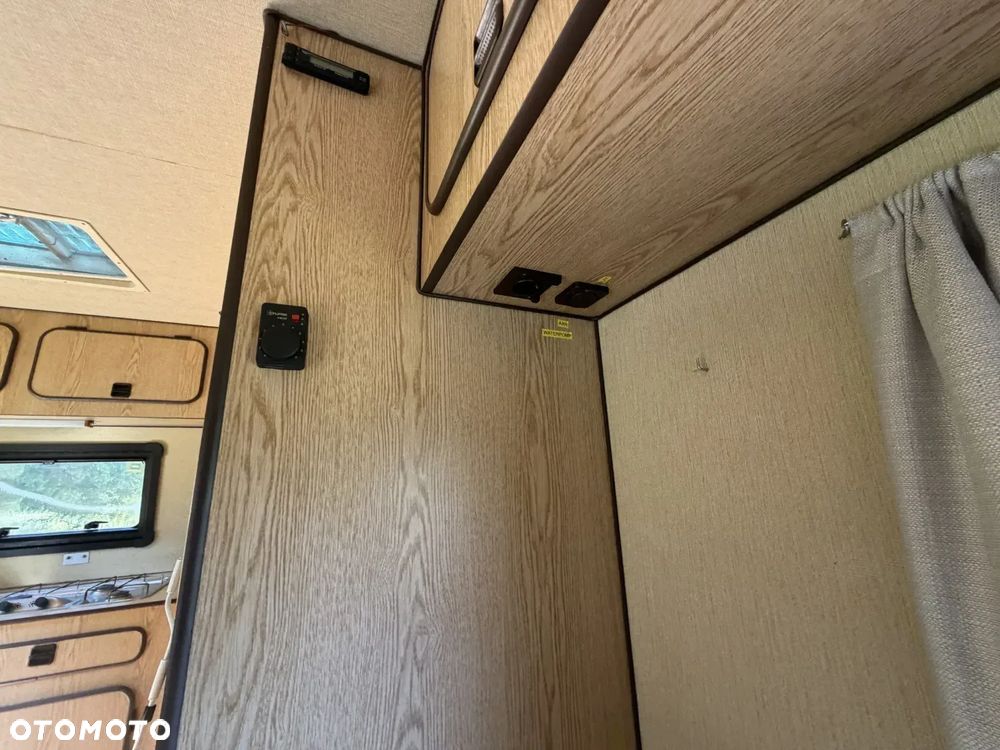 Ford Transit - 26
