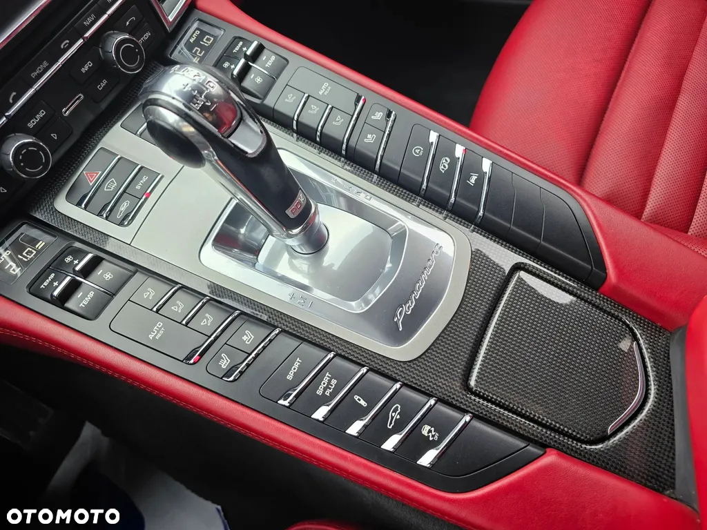 Porsche Panamera GTS - 17