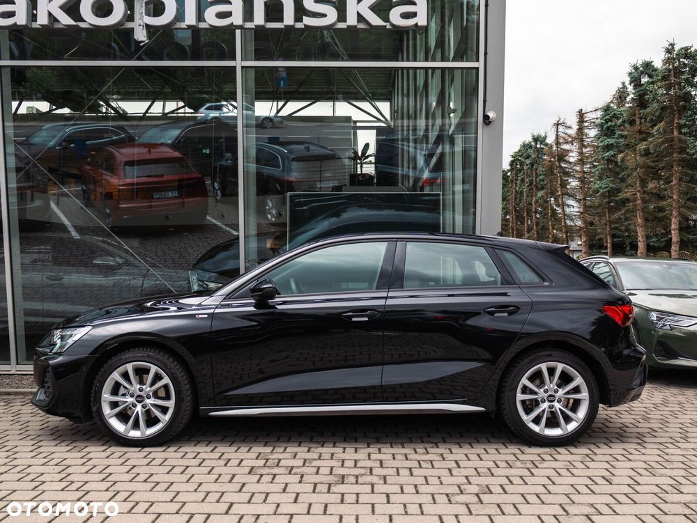 Audi A3 Sportback - 11