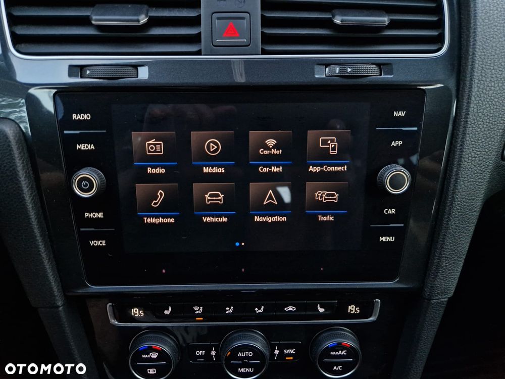 Volkswagen Golf - 18